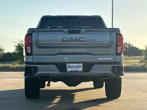 Used 2024 GMC Sierra 1500 Elevation w/ Elevation Premium Package AWD/4WD image 8