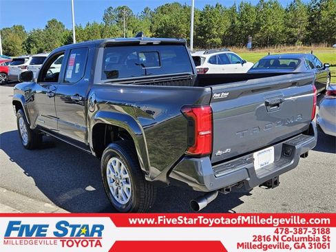 New 2025 Toyota Tacoma SR5 image 10