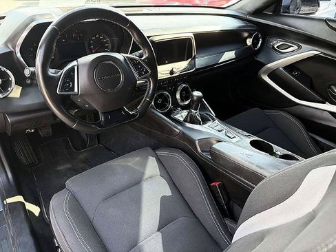 Used 2019 Chevrolet Camaro LT RWD image 11
