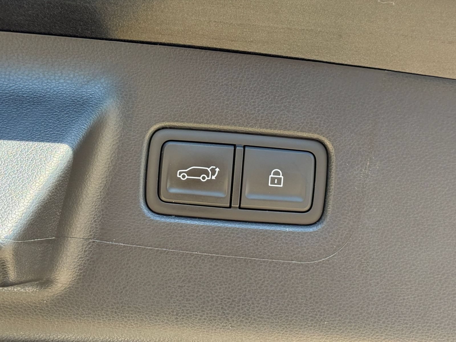 Used 2026 Hyundai Santa Fe SEL FWD image 22