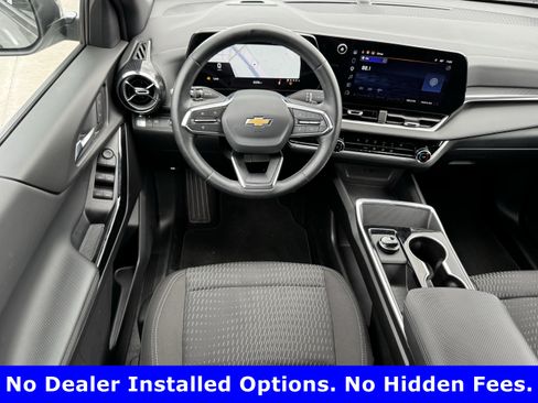 Used 2026 Chevrolet Equinox LT FWD image 15