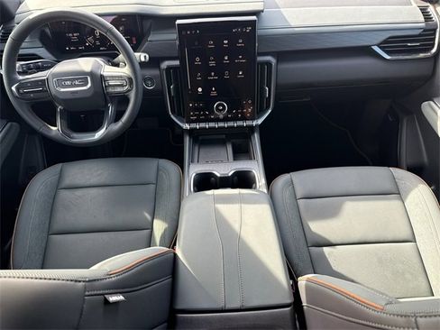 Used 2025 GMC Acadia AT4 image 12