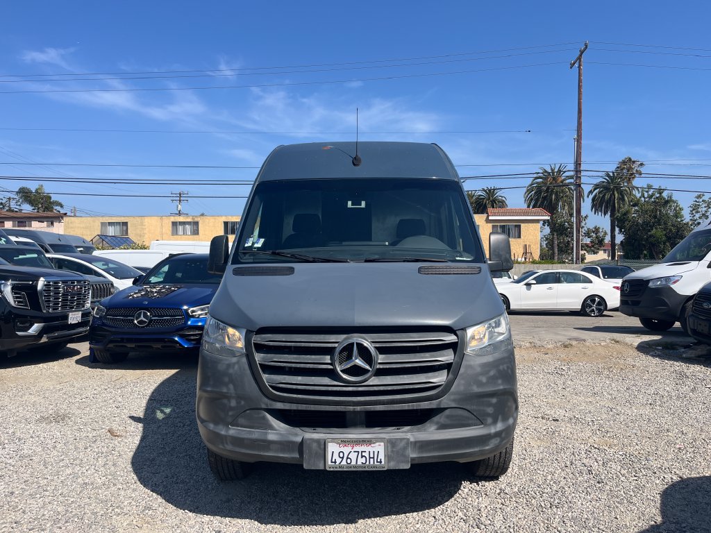 Used 2019 Mercedes-Benz Sprinter 144 image 2