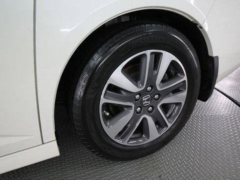 Used 2016 Honda Odyssey Touring image 63