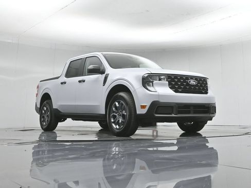Used 2026 Ford Maverick XLT FWD image 47