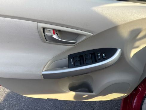 Used 2015 Toyota Prius Three FWD image 10