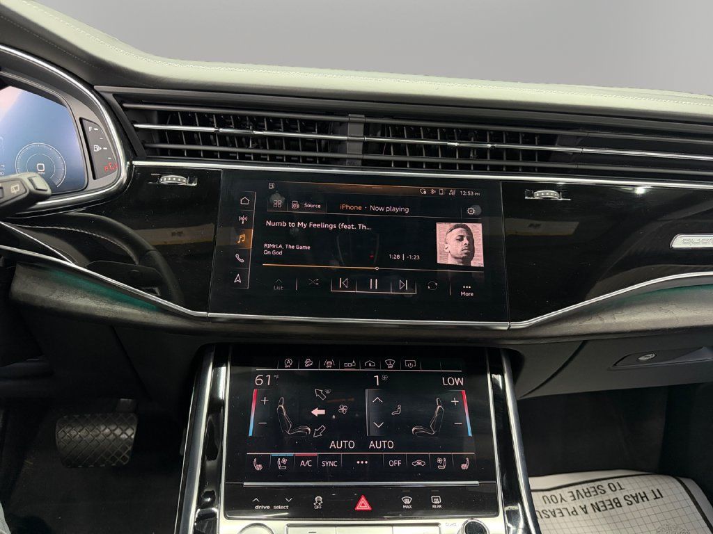 Used 2019 Audi Q8 Prestige w/ Towing Package AWD/4WD image 22