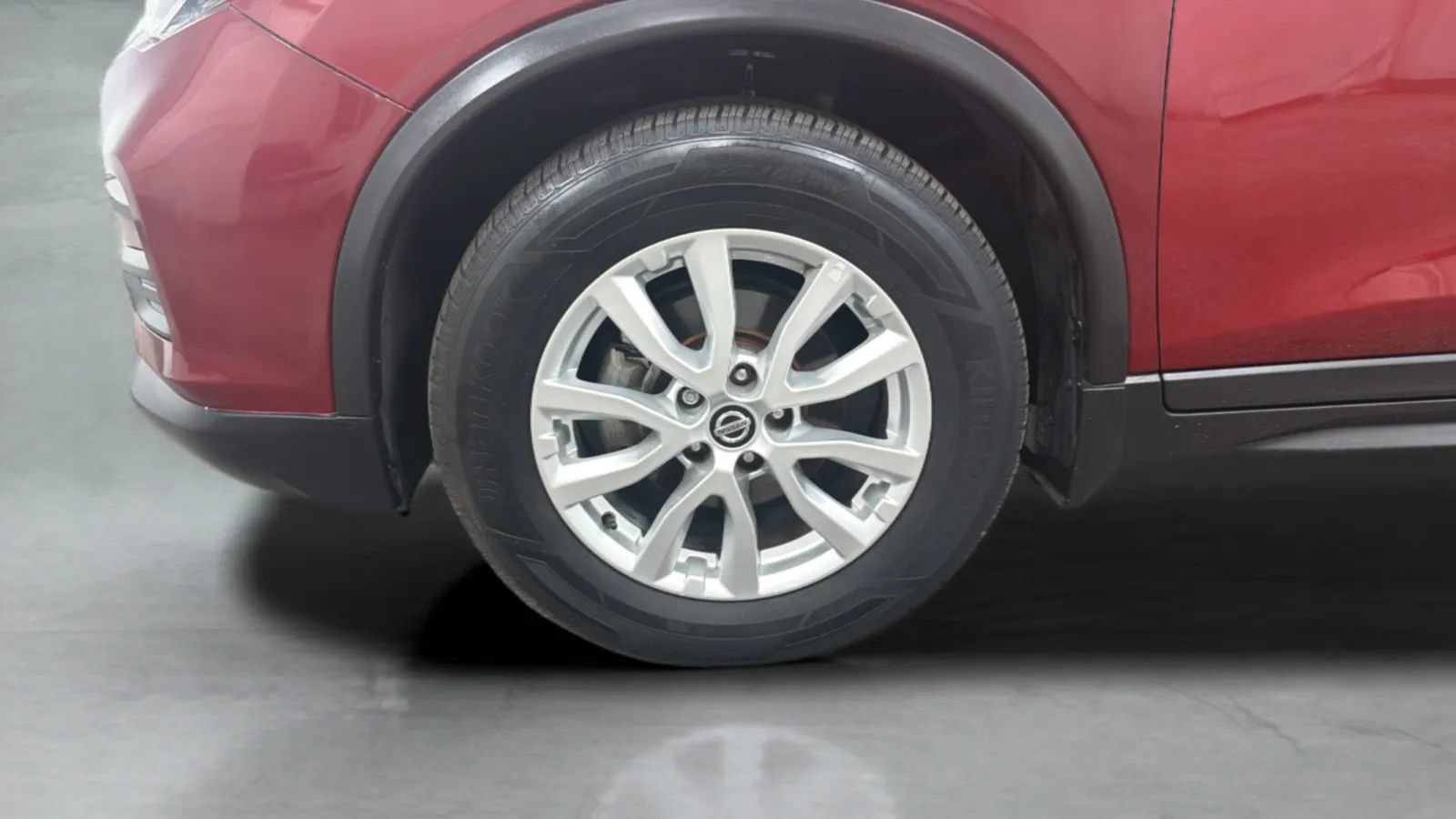 Used 2019 Nissan Rogue SV FWD image 29