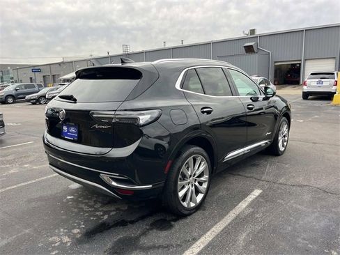 Used 2023 Buick Envision Avenir image 3