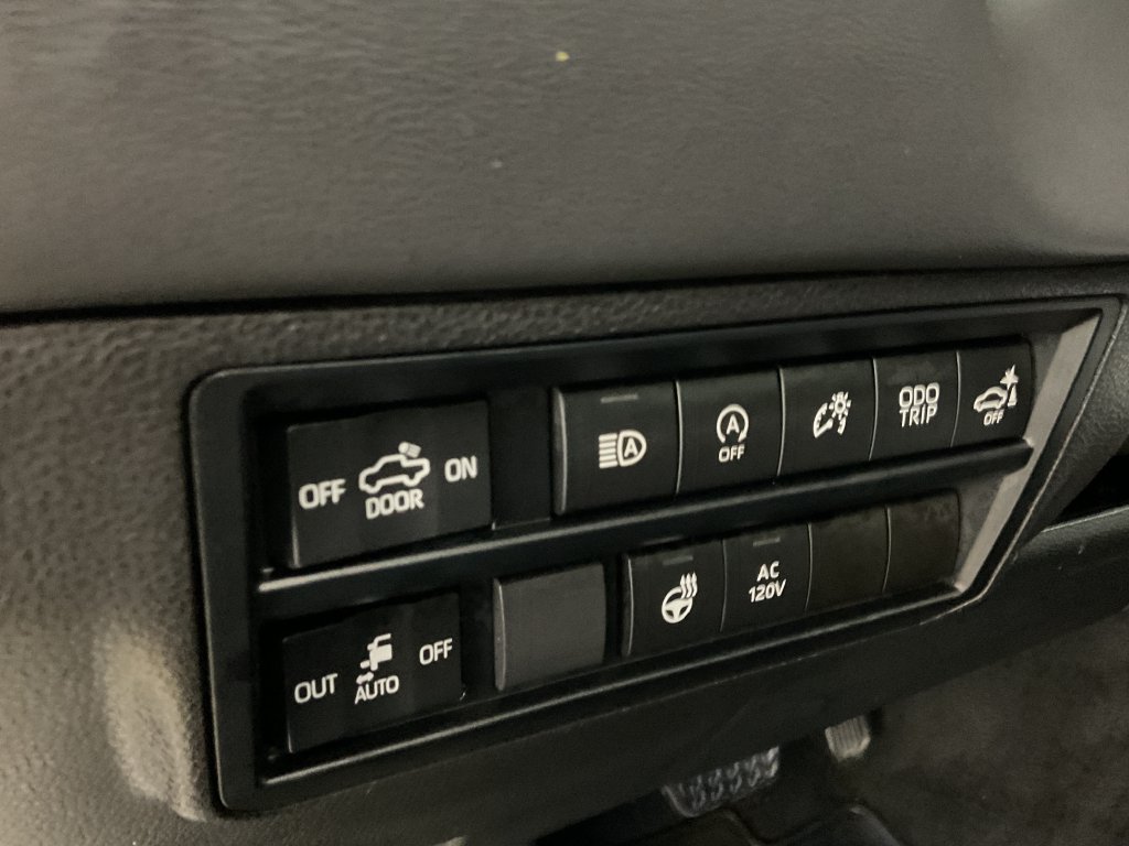 Used 2024 Toyota Tundra Platinum AWD/4WD image 19