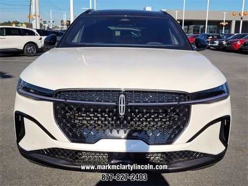 New 2026 Lincoln Nautilus Reserve w/ Jet Appearance Package image 12