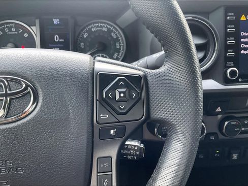 Used 2023 Toyota Tacoma TRD Sport w/ Technology Package AWD/4WD image 25