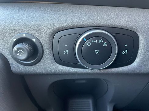 Used 2020 Ford Transit 150 Low Roof image 17