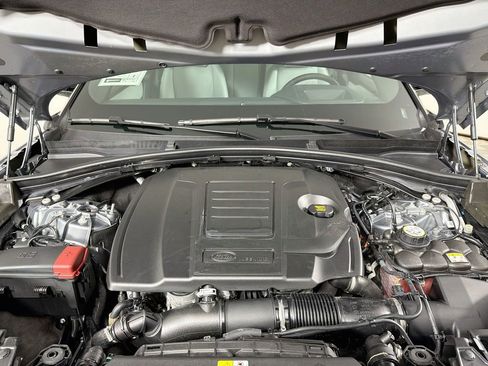Used 2026 Land Rover Range Rover Velar S AWD/4WD image 32