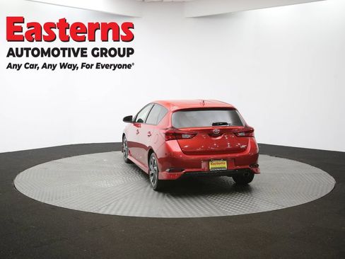 Used 2018 Toyota Corolla iM w/ Carpet Mat Package (TMS) image 63