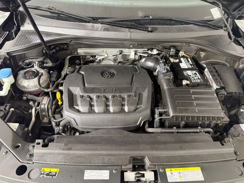 Used 2022 Volkswagen Tiguan SE R-Line FWD image 33
