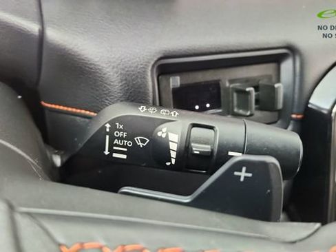 Used 2026 Nissan Armada PRO-4X w/ Captain's Chari Seat Package AWD/4WD image 45