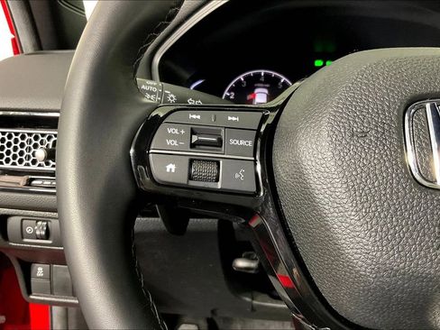 Used 2025 Honda Civic Sport image 26