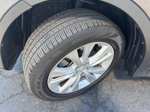 Used 2015 Toyota RAV4 Limited FWD image 17