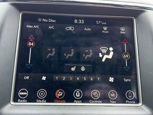 Used 2018 Jeep Grand Cherokee Altitude image 17