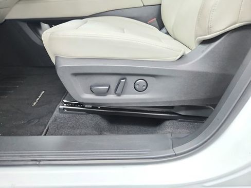 Used 2025 Nissan Murano SL w/ Cargo Package AWD/4WD image 20