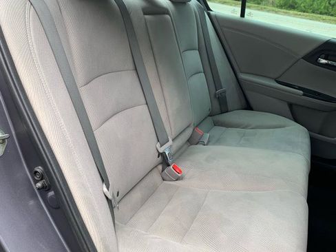 Used 2016 Honda Accord EX image 10