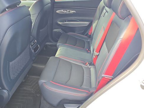 Used 2022 Genesis GV70 2.5T w/ Sport Prestige Package image 19