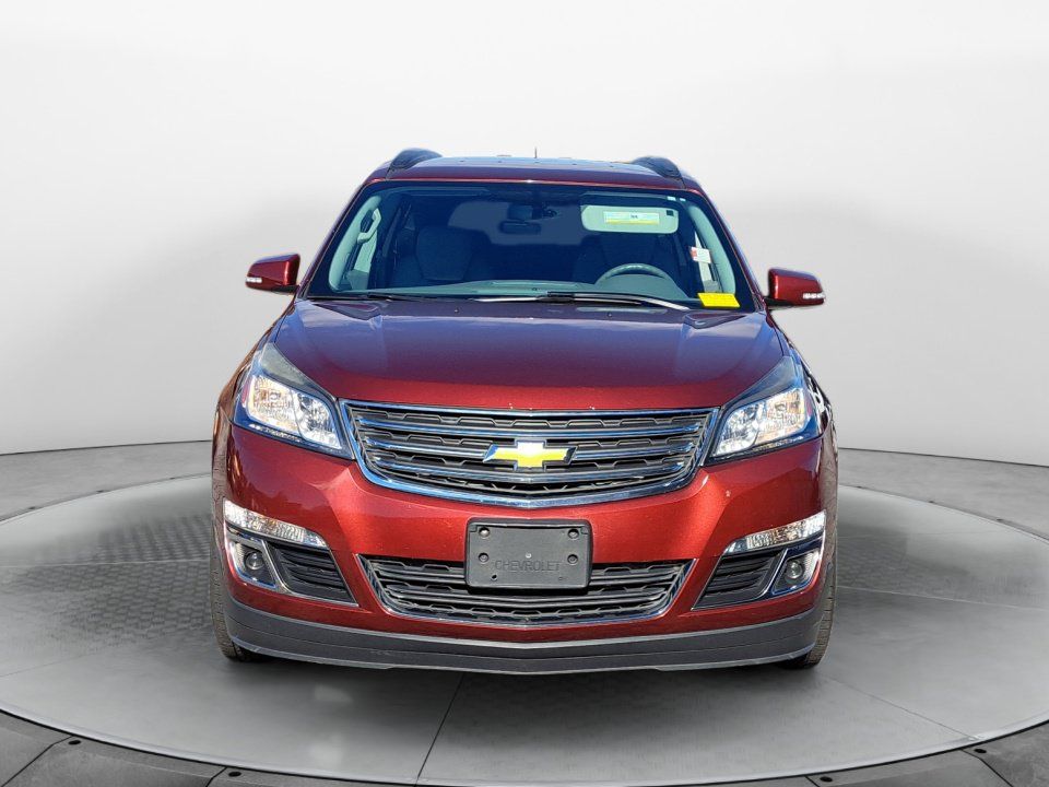 Used 2016 Chevrolet Traverse LT FWD image 2