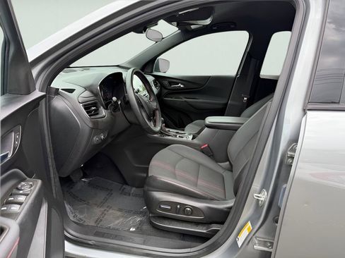 Used 2023 Chevrolet Equinox RS AWD/4WD image 19