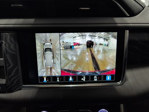 Used 2023 GMC Yukon Denali w/ Max Trailering Package AWD/4WD image 12