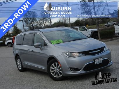 Used 2017 Chrysler Pacifica Touring-L