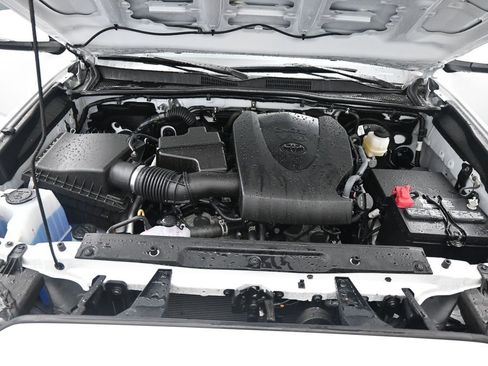 Used 2023 Toyota Tacoma TRD Sport image 14