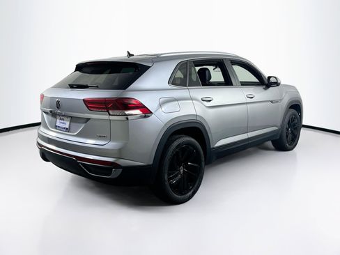 Used 2022 Volkswagen Atlas Cross Sport SE image 5