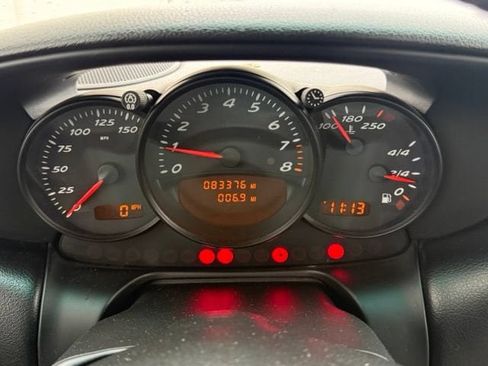 Used 2004 Porsche Boxster RWD image 16