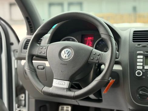 Used 2008 Volkswagen GTI 4-Door image 27