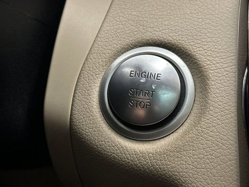 Used 2016 Mercedes-Benz C 300 4MATIC Sedan image 20