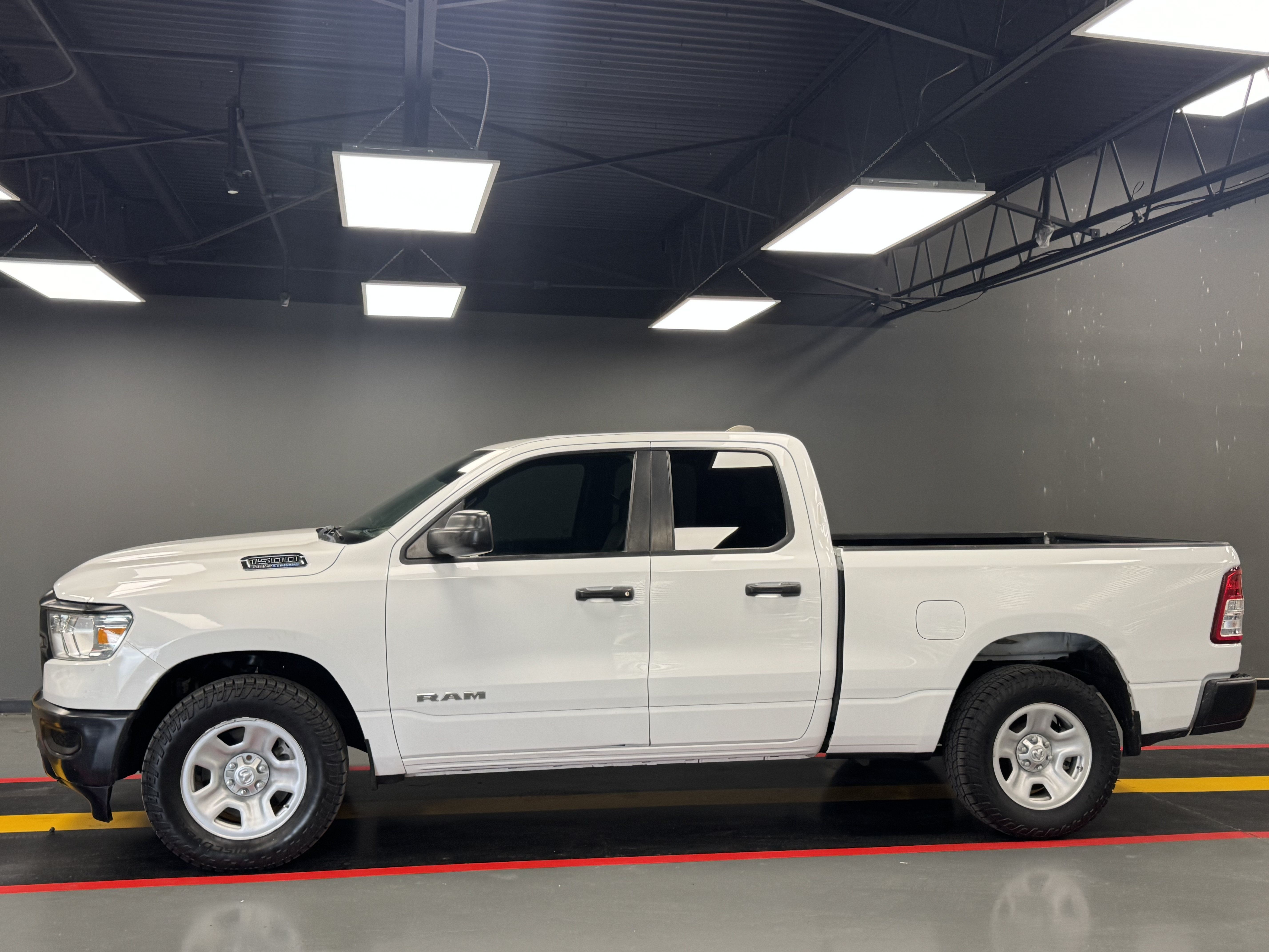Used 2022 RAM 1500 Tradesman w/ Level 1 Safety Group AWD/4WD image 3