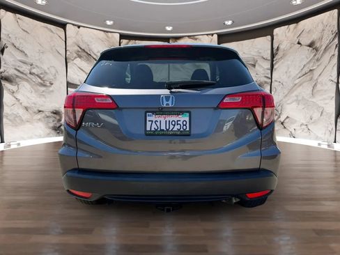 Used 2016 Honda HR-V EX image 7