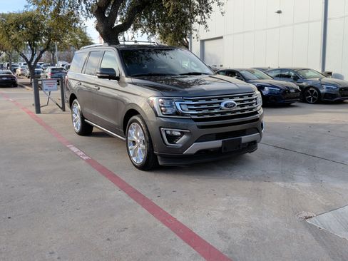 Used 2019 Ford Expedition Limited w/ Equipment Group 302A image 2