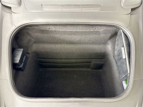 Used 2025 Porsche 911 Carrera image 32