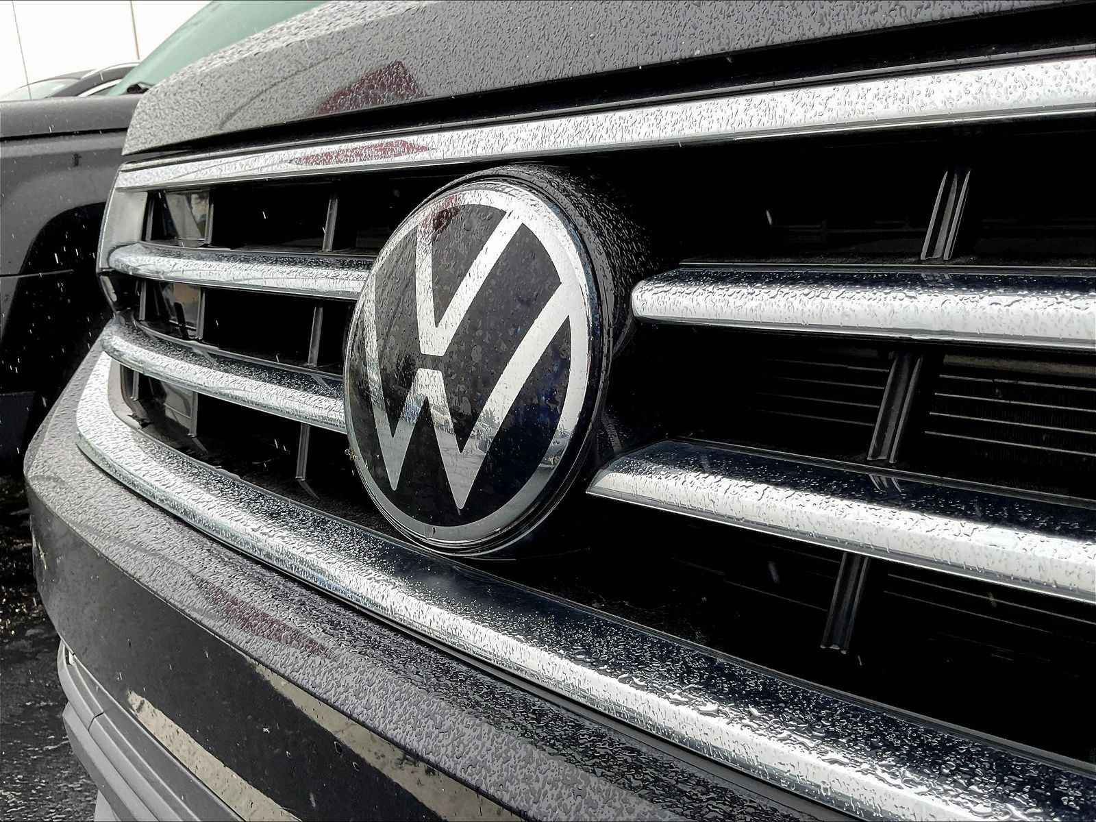 Used 2024 Volkswagen Tiguan SE FWD image 5