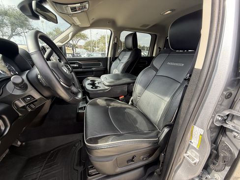 Used 2024 RAM 2500 Laramie AWD/4WD image 27