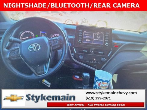 Used 2022 Toyota Camry SE w/ Convenience Package image 11