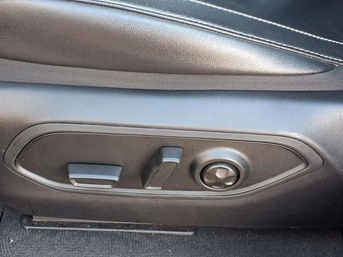 Used 2022 Jeep Grand Cherokee Limited 4xe image 4