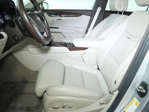 Used 2014 Cadillac XTS Luxury w/ Driver Awareness Package image 21