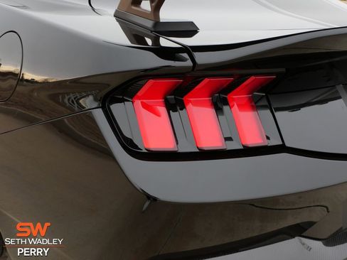 Used 2024 Ford Mustang GT Premium w/ GT Performance Package image 10