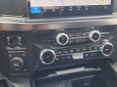 Certified 2025 Ford F250 Lariat AWD/4WD image 15