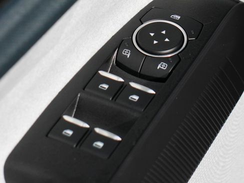 Used 2025 Ford Maverick XLT w/ Equipment Group 302A image 19