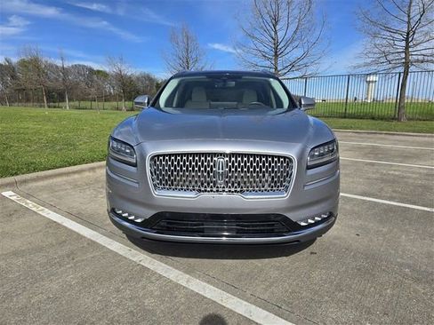 Used 2022 Lincoln Nautilus Black Label image 9