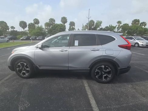 Used 2018 Honda CR-V Touring image 1
